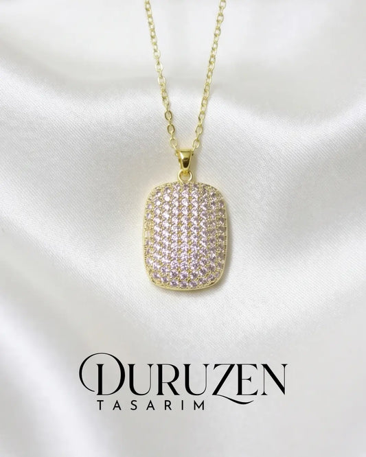 Kişiye Özel Fotoğraflı Kapaklı Lüks Taşlı Gold Anı Kolyesi