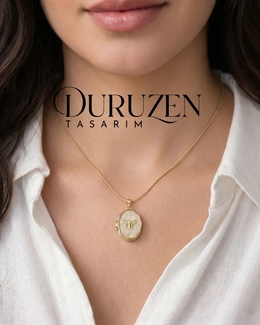Kişiye Özel Fotoğraflı Kapaklı Melek Figürlü Gold Kolye No:29
