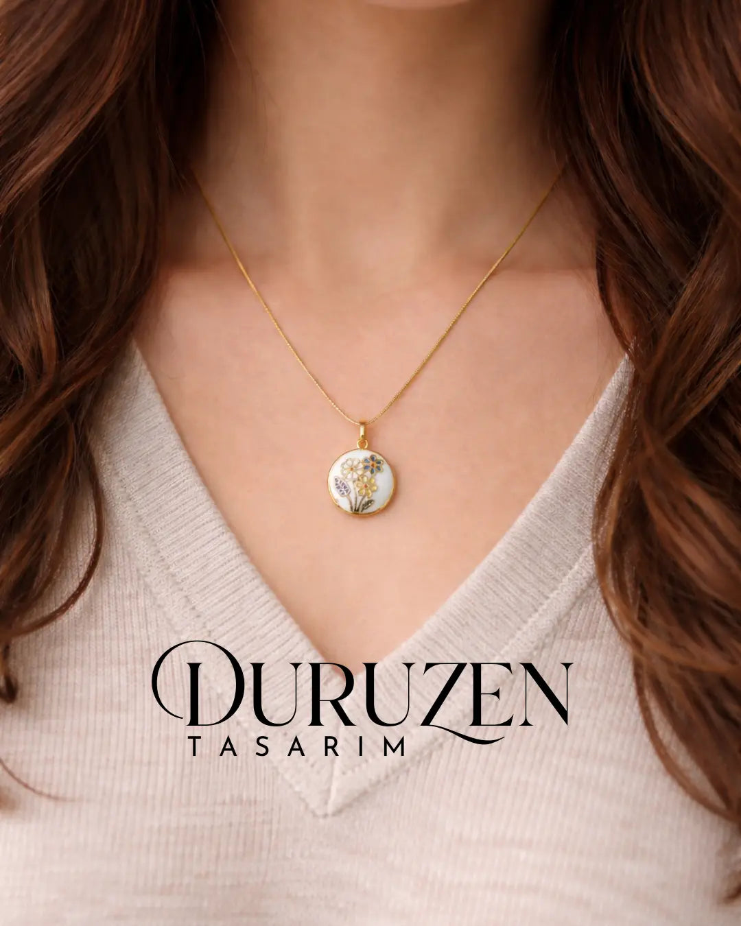 Kişiye Özel İçi Fotoğraflı Çiçek Desenli Kapaklı Kolye No:11