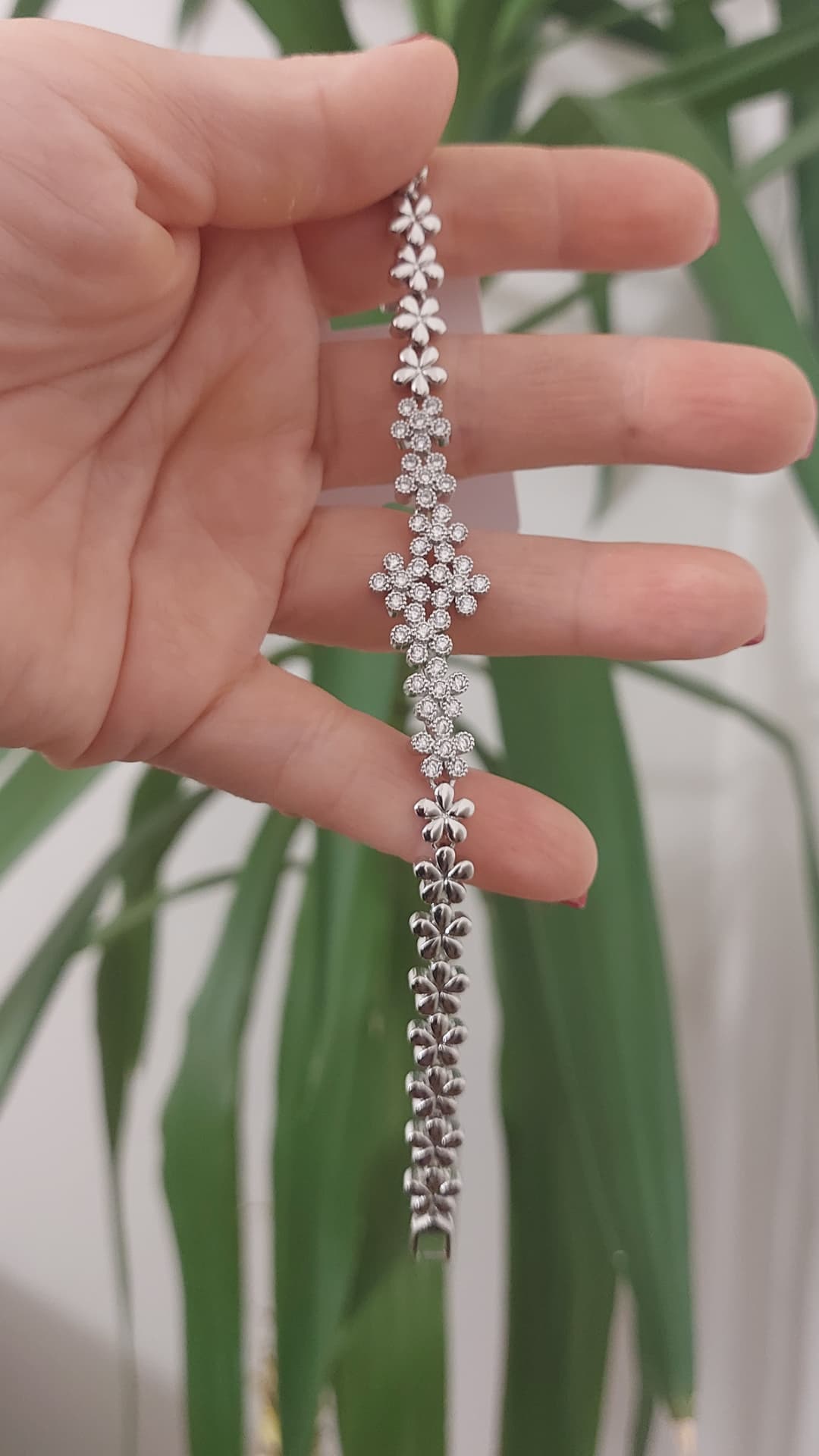Özel Işıltılı Sıralı Taşlı Papatya Bileklik