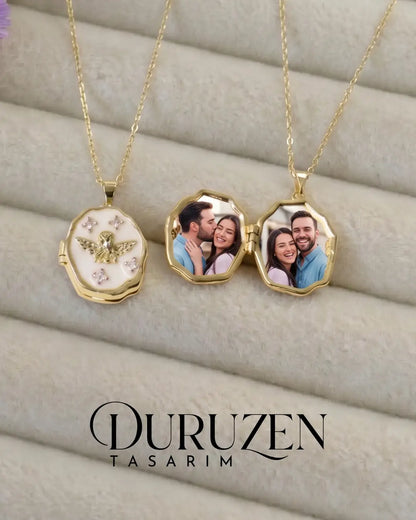 Kişiye Özel Fotoğraflı Kapaklı Melek Kanadı Detaylı Beyaz Mineli Gold Kolye