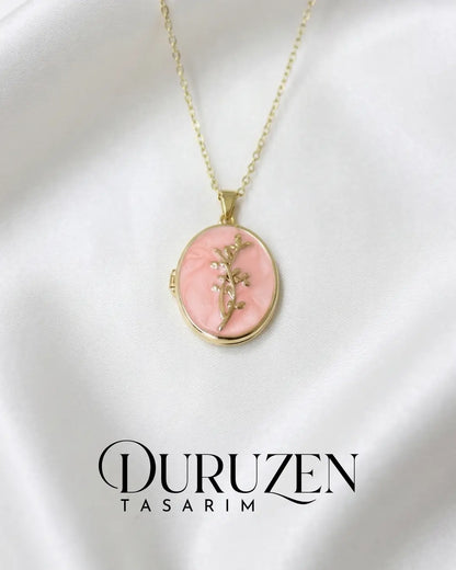 Kişiye Özel Fotoğraflı Kapaklı Pembe Mineli Dal Figürlü Kolye