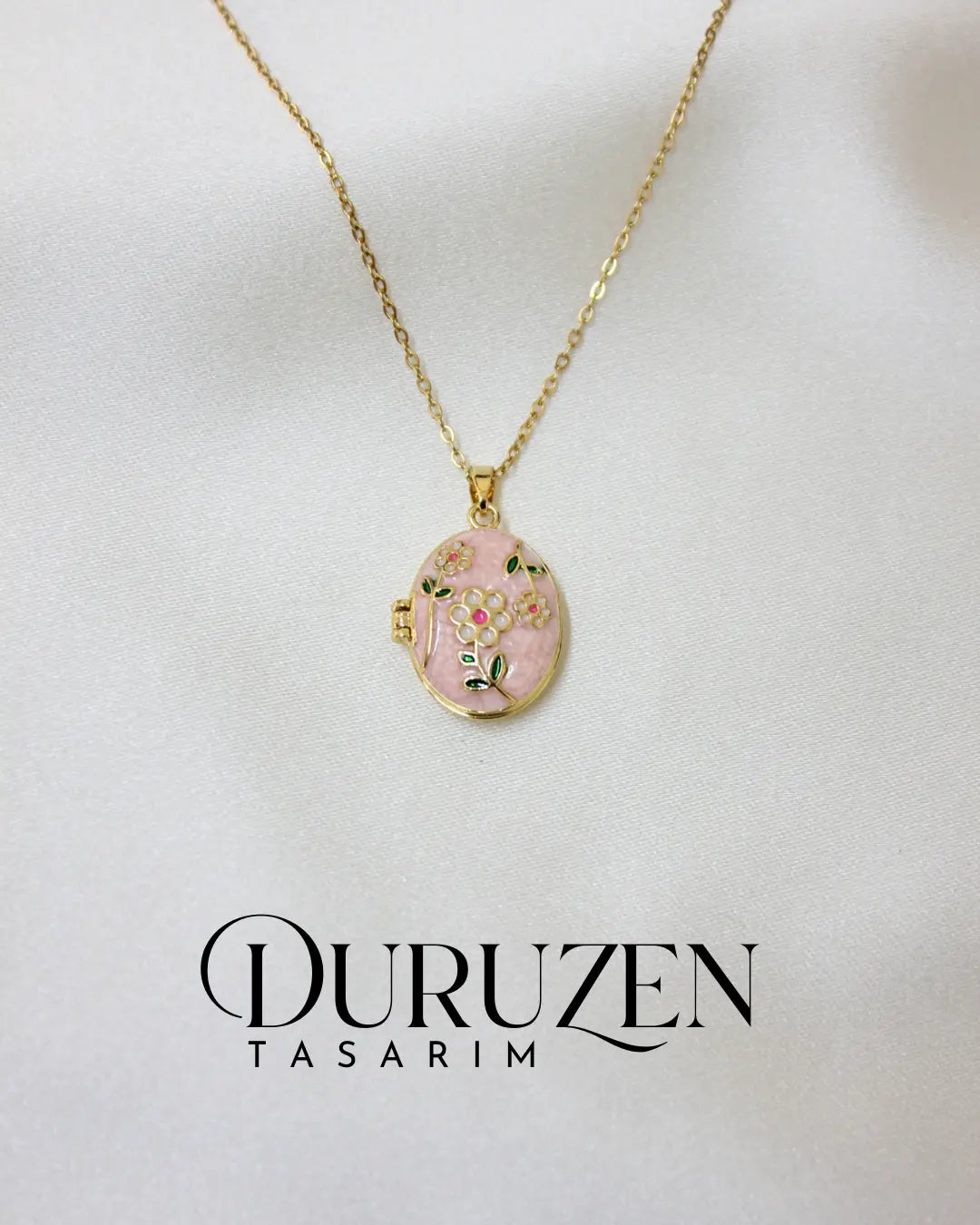 Kişiye Özel Fotoğraflı Pembe Çiçek Motifli Kapaklı Kolye