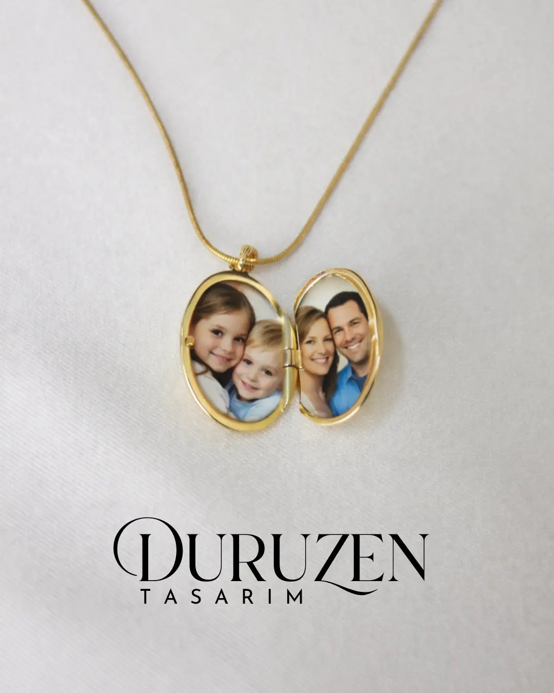Kişiye Özel Fotoğraflı Taş İşlemeli Anı Kolyesi